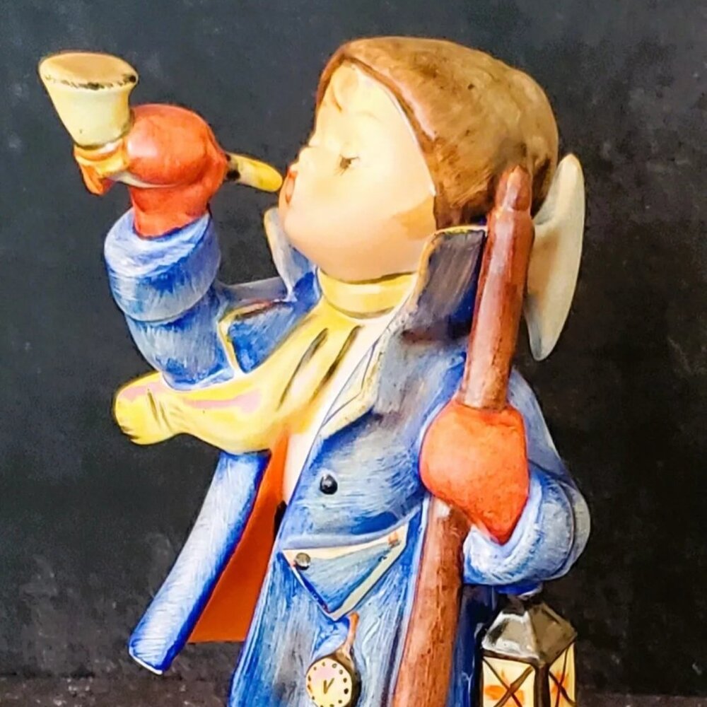 Hummel "Here Ye Here Ye" Town Crier TMK-5 15/0  5.5" by Goebel Germany
